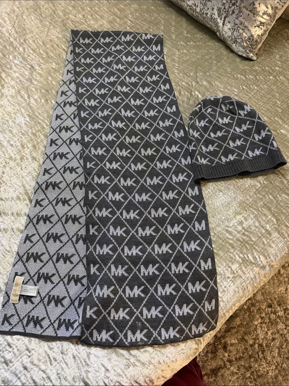 Michael Kors Womens Gray with sparkle MK Logo Knit Scarf & Beanie Set.